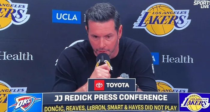 kaiyun体育网-雷迪克赛后杀疯了！不满范德彪、艾顿与八村垒表现，季后赛咋办？|贾里德·范德比尔特|俄克拉荷马雷霆队|JJ-雷迪克|洛杉矶湖人队|八村塁_新浪体育_新浪新闻